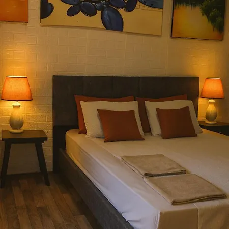 La Bella Bed & Breakfast *