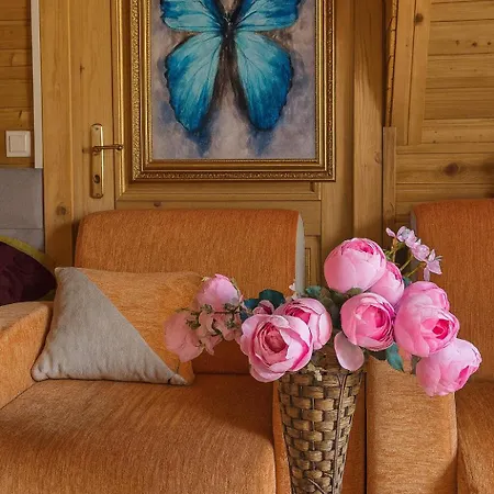 La Bella Дешемеалты